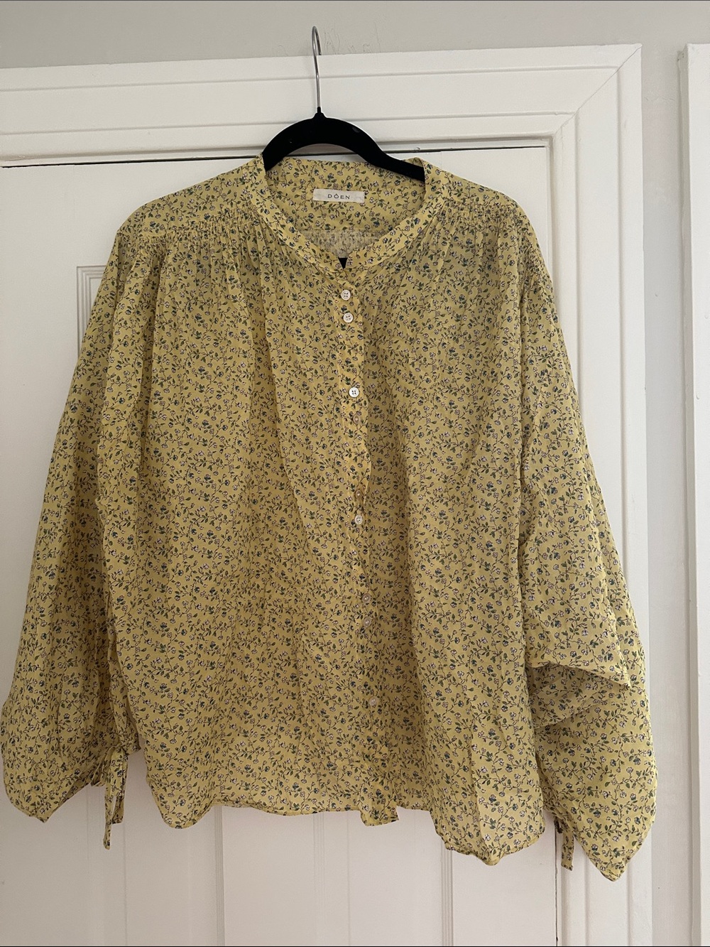 DOEN Light Yellow Floral Button-Up Blouse - Picture 4 of 8